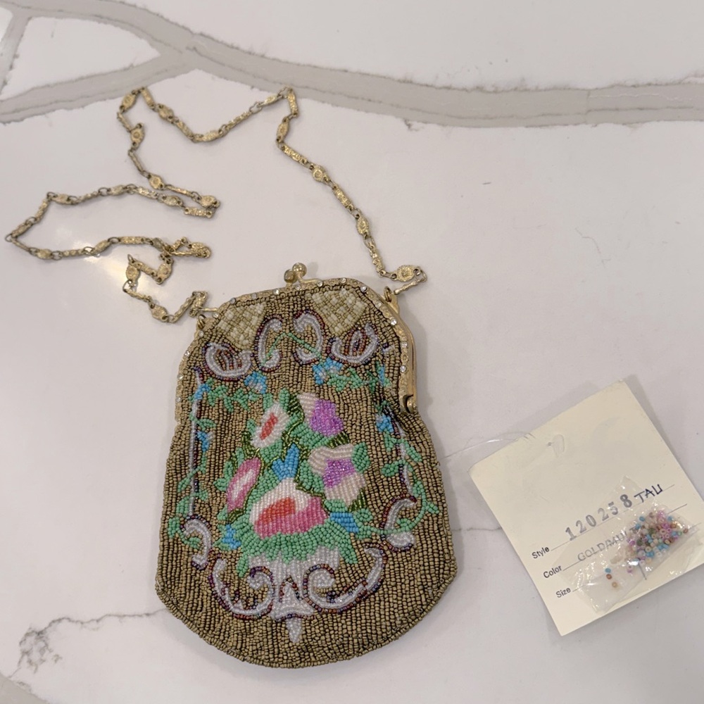 Christiana Beaded Silk Handbag, Style 120258, NWT - Picture 3 of 5